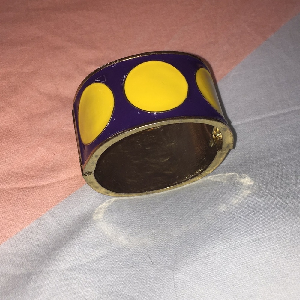 Enamel coated dot bracelet